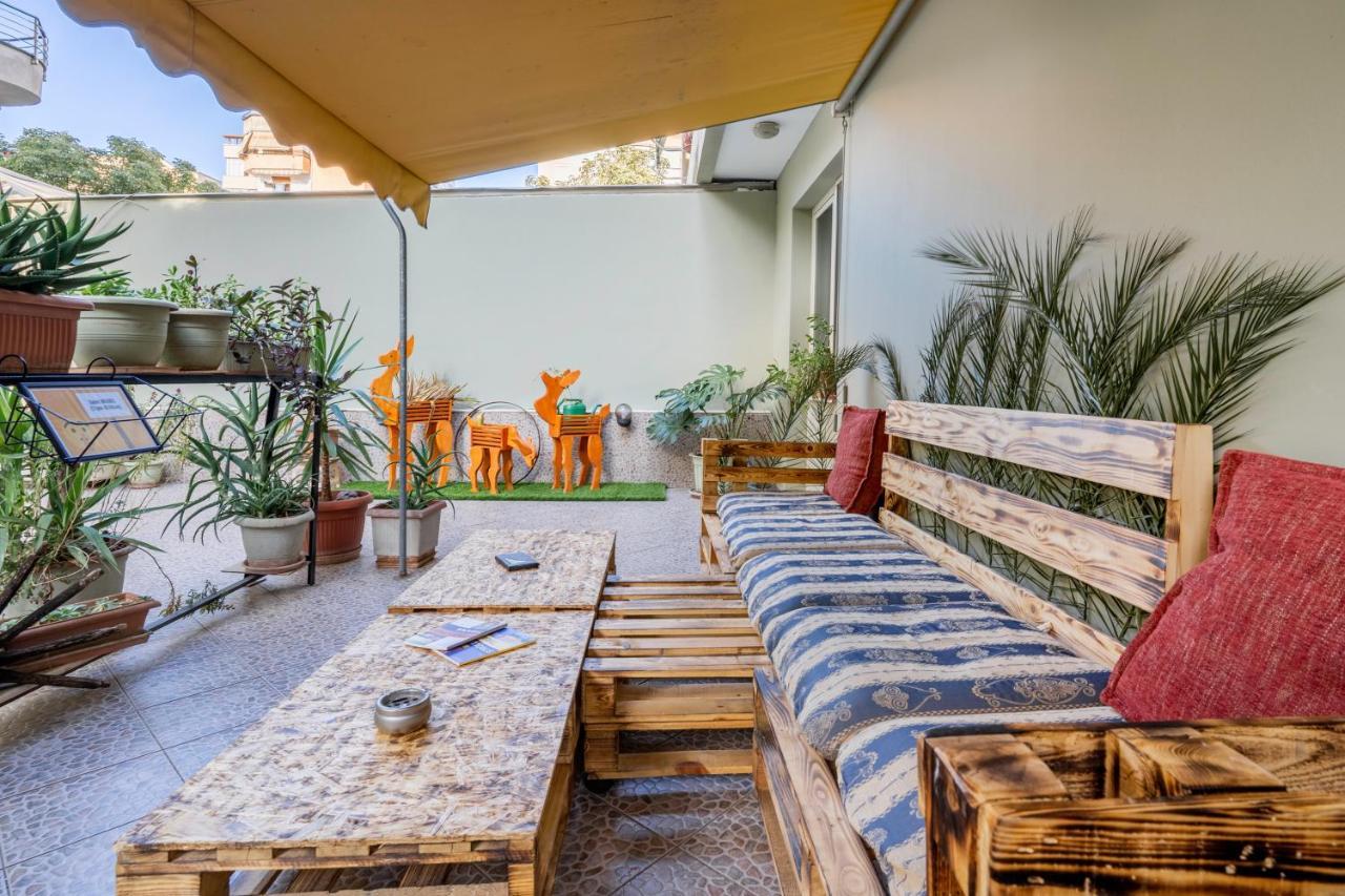 Hostel Nena Semi Тирана Екстериор снимка